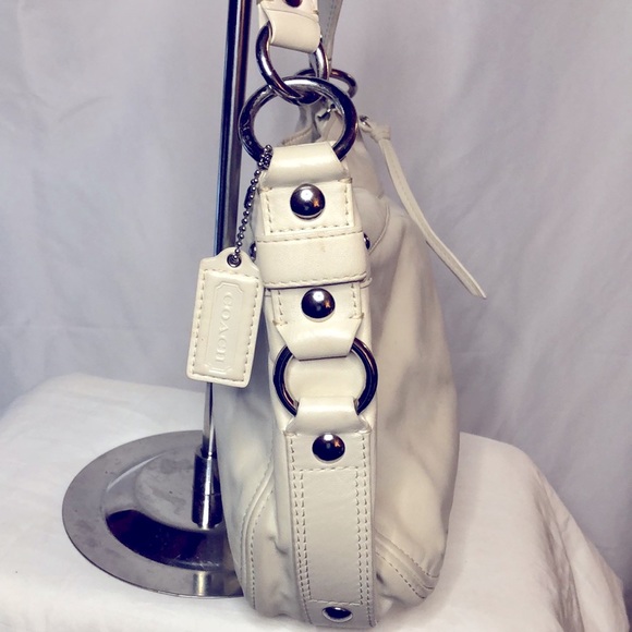 COACH Zoe Ivory colored genuine leather hobo style handbag. Silver hardware. - Picture 7 of 16